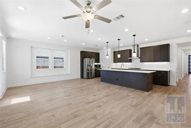 $3,100 | 19312 Fernando Trail, Austin, TX 78738