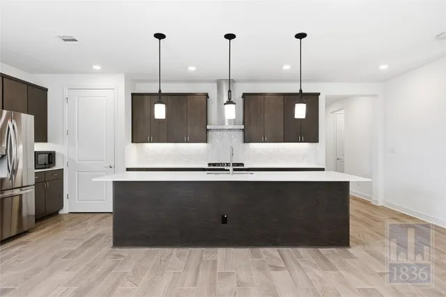 $3,100 | 19312 Fernando Trail, Austin, TX 78738