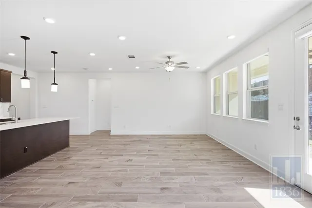 $3,100 | 19312 Fernando Trail, Austin, TX 78738