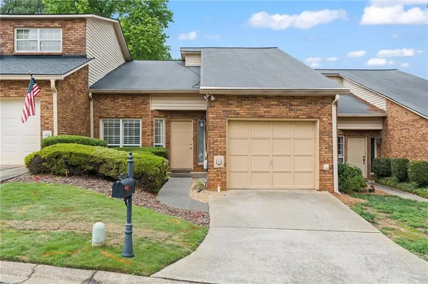 $2,850 | 4039 Fawn Run, Marietta, GA 30068