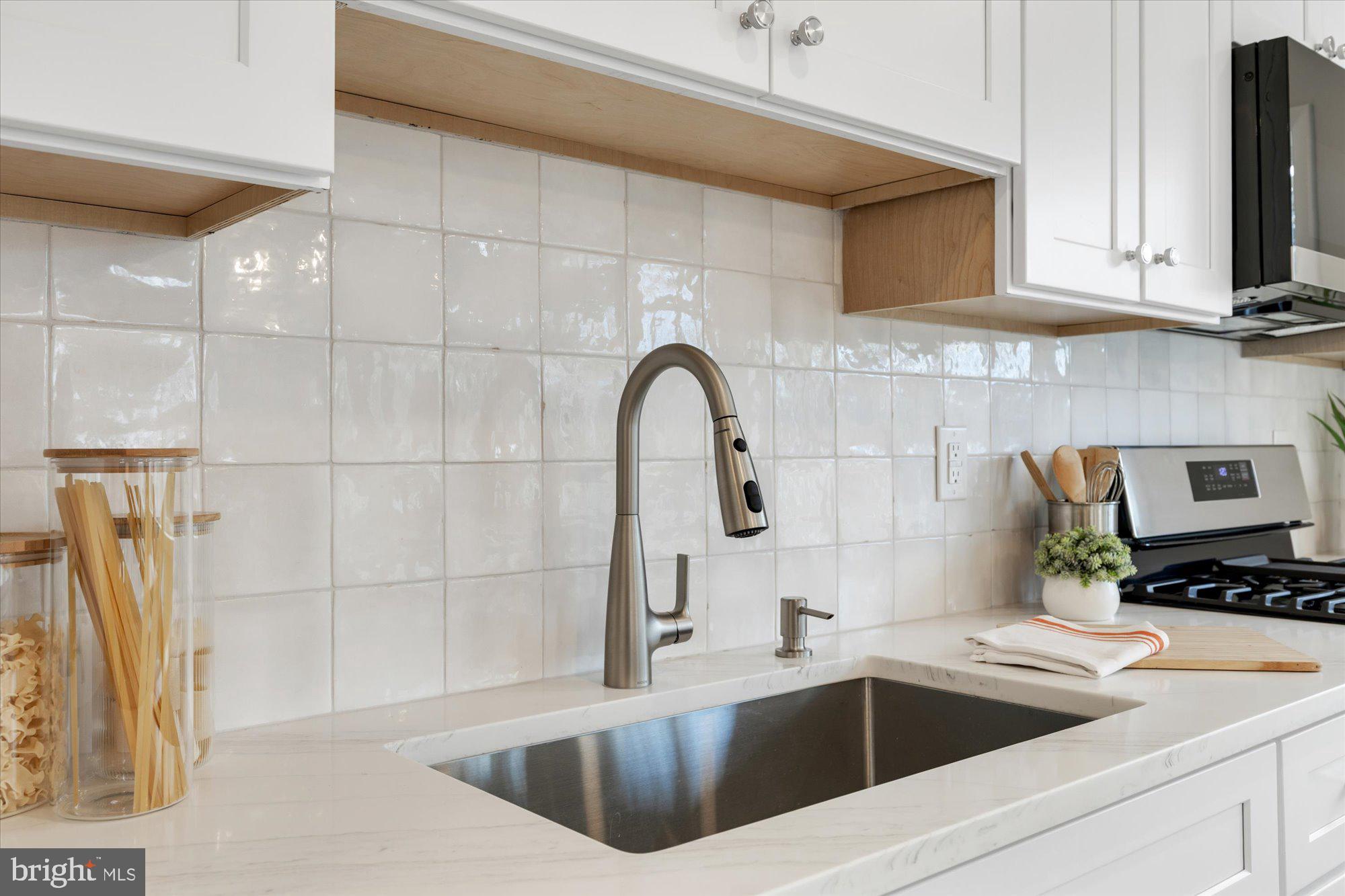 3254 Gunston Road Alexandria, VA 22302 - Photo 18 of 37