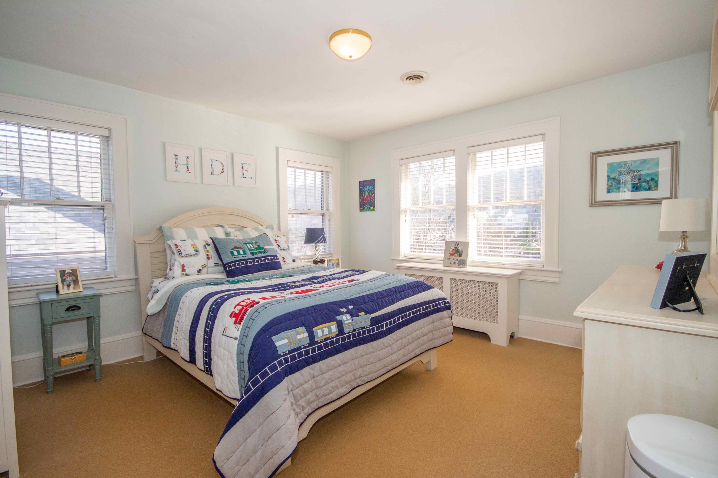 2743 Richelieu Avenue Southwest Roanoke, VA 24014 - Photo 34 of 54 a bedroom with a bed and a window