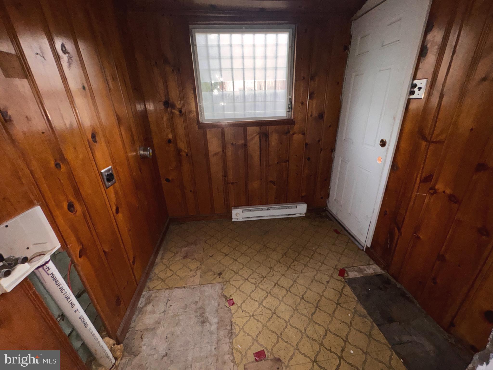 813 North 64th Street Philadelphia, PA 19151 - Photo 13 of 23 a view of entryway