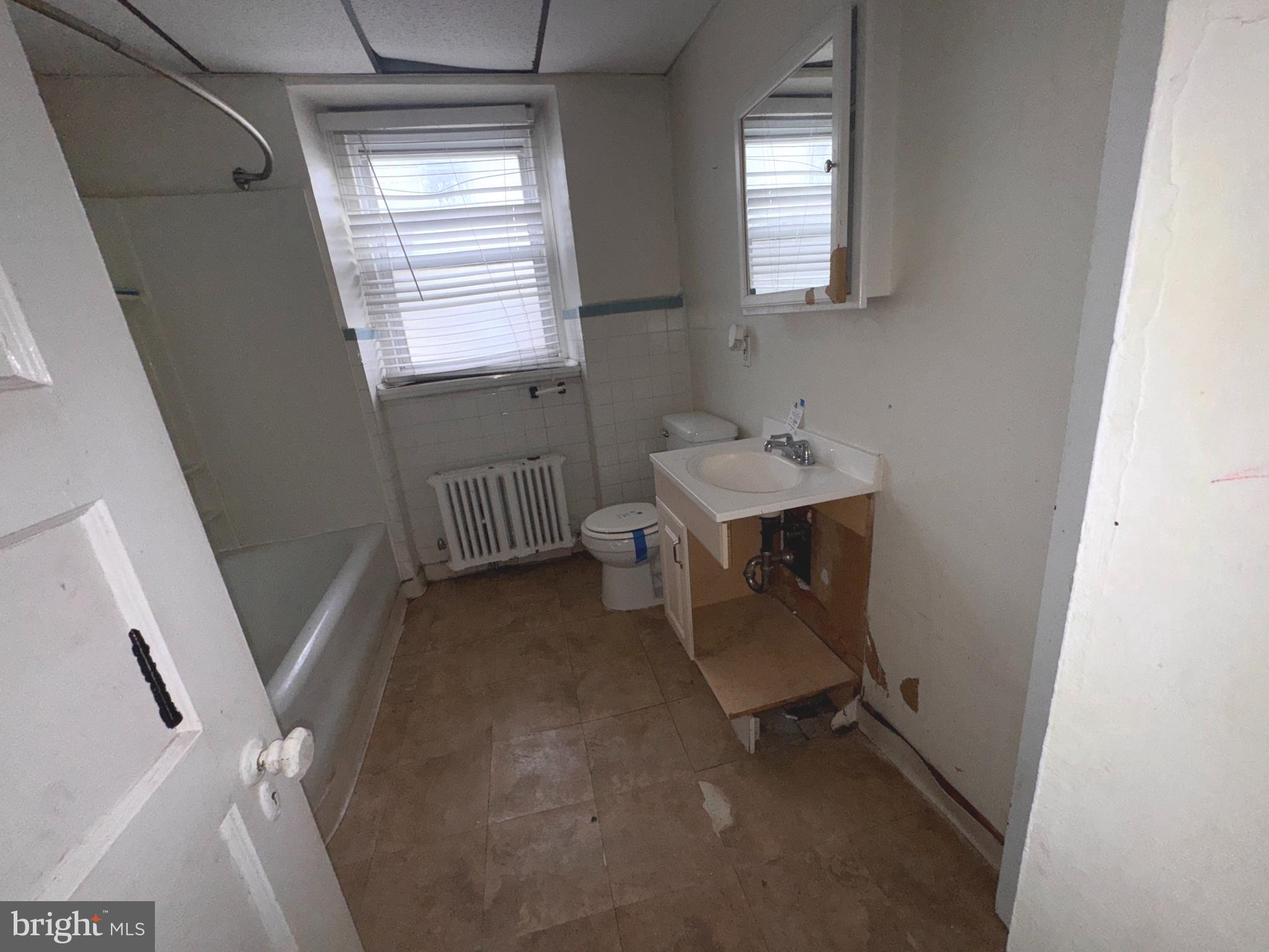 813 North 64th Street Philadelphia, PA 19151 - Photo 16 of 23 a room with a window