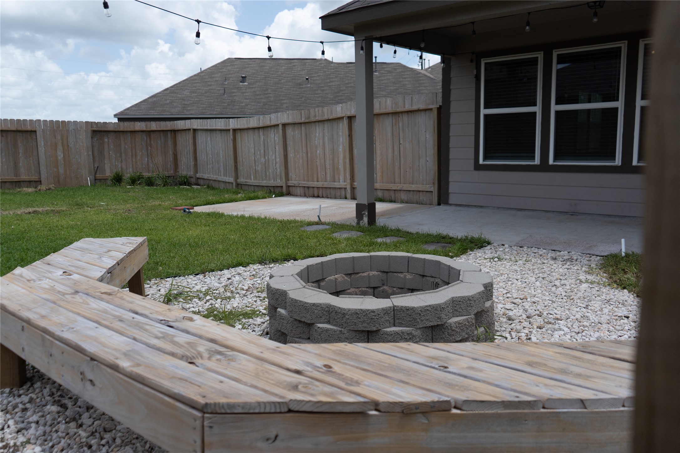 3006 Tandem Court Rosenberg, TX 77471 - Photo 28 of 33 a view of a house with backyard and porch