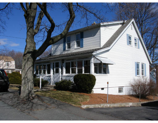 7 Davis Road Beverly, MA 01915 - Photo 1 of 5 Gallery Image 1