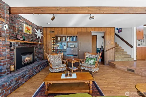 $999,000 | 1706 South Sunset Drive, Tacoma, WA 98465