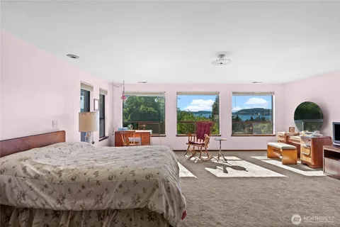 $999,000 | 1706 South Sunset Drive, Tacoma, WA 98465
