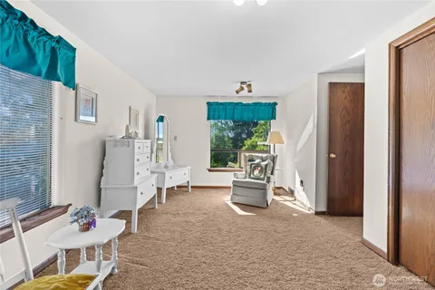 $999,000 | 1706 South Sunset Drive, Tacoma, WA 98465