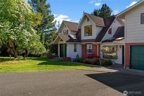 $999,000 | 1706 South Sunset Drive, Tacoma, WA 98465