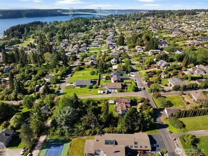 $999,000 | 1706 South Sunset Drive, Tacoma, WA 98465