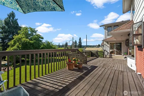 $999,000 | 1706 South Sunset Drive, Tacoma, WA 98465