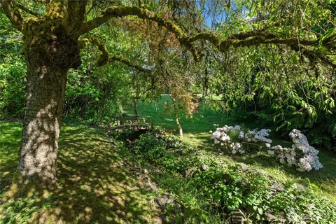 $999,000 | 1706 South Sunset Drive, Tacoma, WA 98465