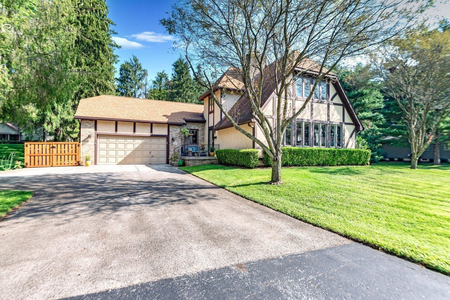 350 Carpenter Road Gahanna, OH 43230 - Photo 2 of 47