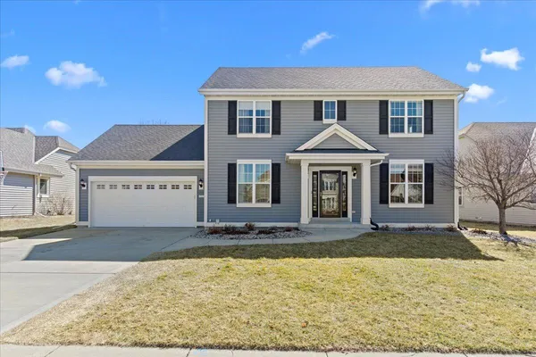 $474,900 | 1711 Cloverview Street, West Bend, WI 53095