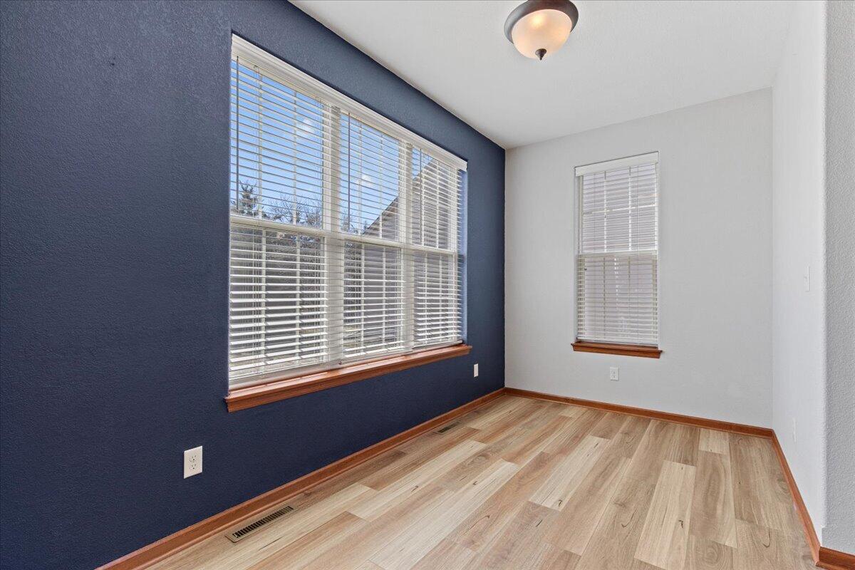 1711 Cloverview Street West Bend, WI 53095 - Photo 14 of 38 09-Cloverview St-9