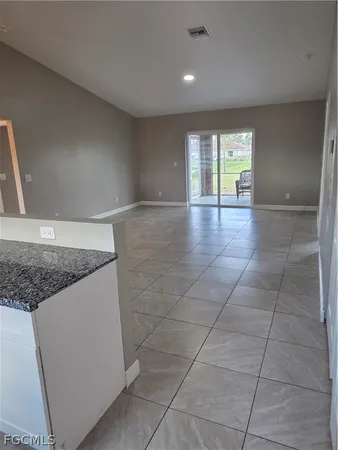 $1,800 | 1117 Gordon Avenue South, Lehigh Acres, FL 33973