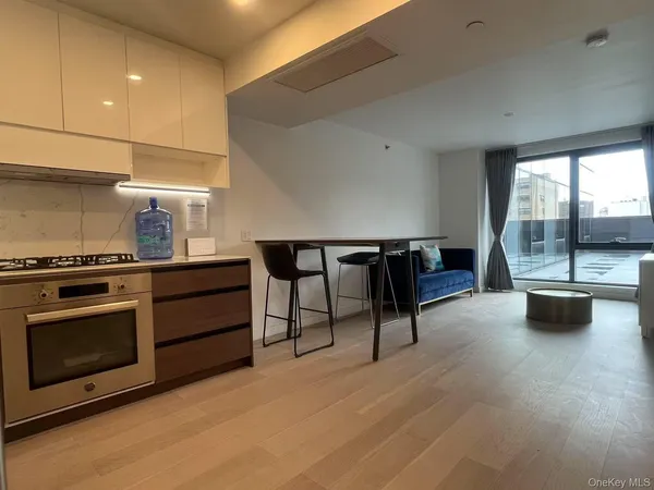 $2,900 | 14449 Northern Boulevard, Unit 208 | Downtown Flushing