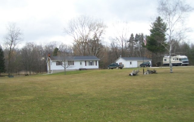 2760 South Duffield Road Sumner, MI 48889 - Photo 3 of 5 1797332-2.JPG