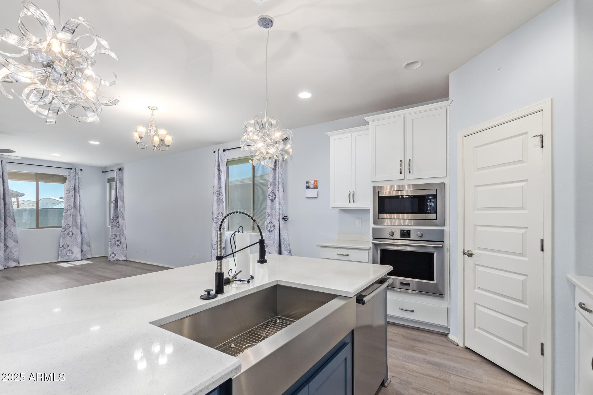 18637 West Williams Road Surprise, AZ 85387 - Photo 6 of 32 13 - Williams