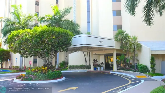 $249,000 | 7300 Radice Court, Unit 302, Lauderhill, FL 33319