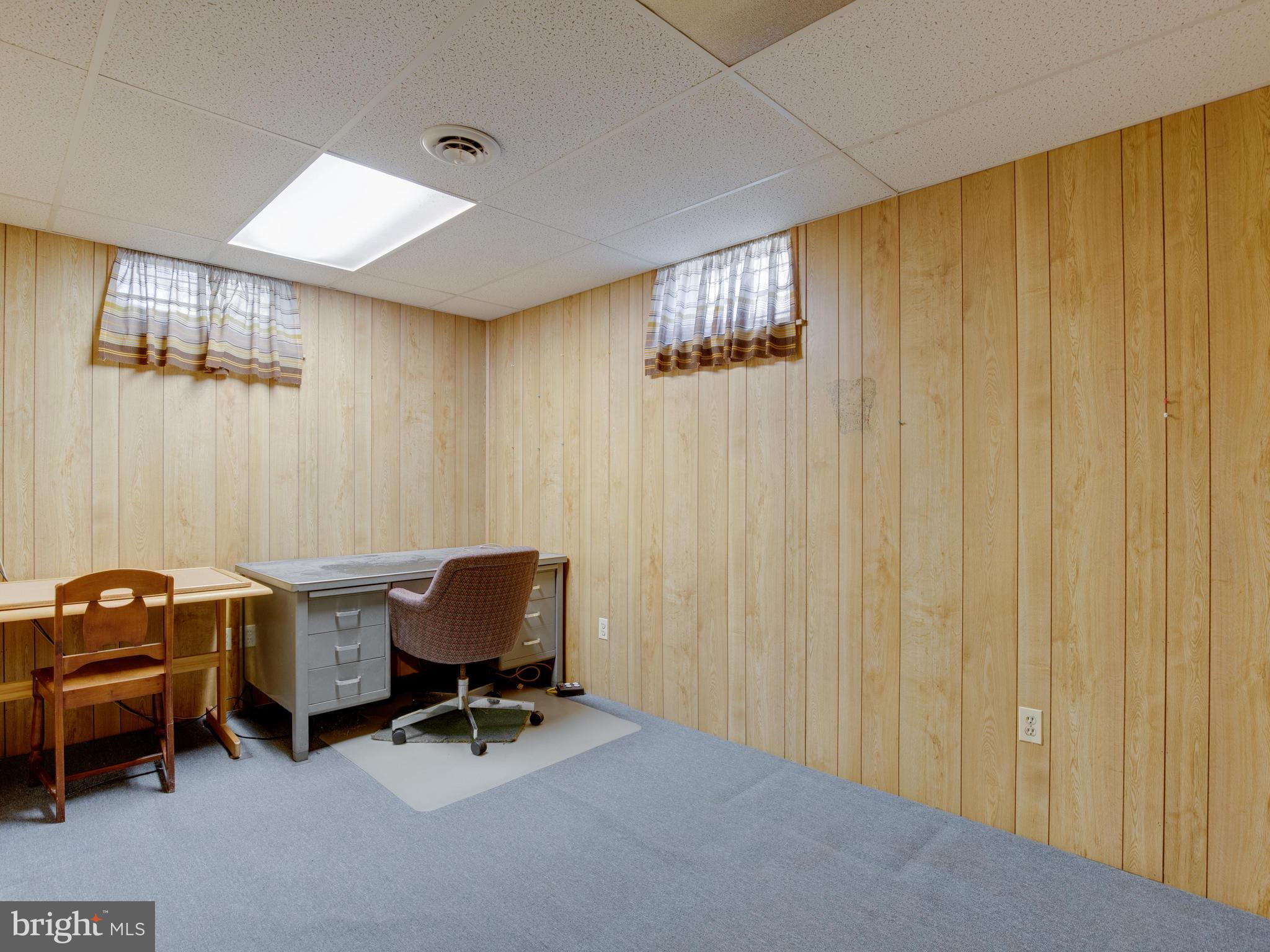 808 Andover Road Linthicum, MD 21090 - Photo 21 of 24 office area in basement