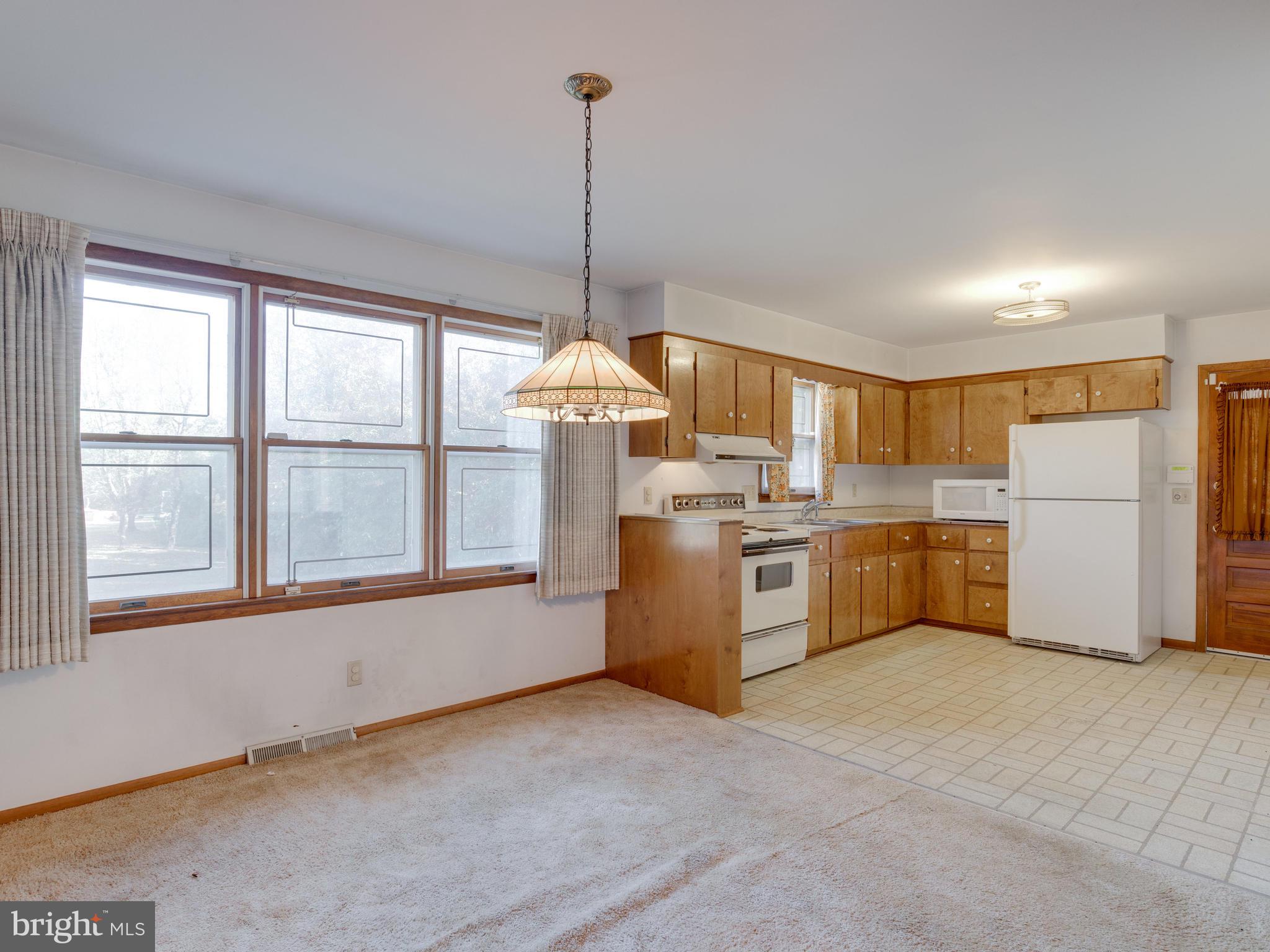 808 Andover Road Linthicum, MD 21090 - Photo 8 of 24
