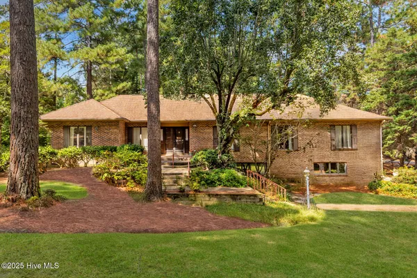 $612,294 | 2 Parson Road, Pinehurst, NC 28374