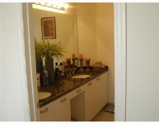 61 Southeast Palermo, Unit 102 Stuart, FL 34994 - Photo 14 of 16 Master Bath/Spa