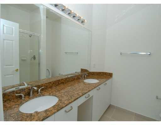61 Southeast Palermo, Unit 102 Stuart, FL 34994 - Photo 6 of 16 Master Bath/Spa