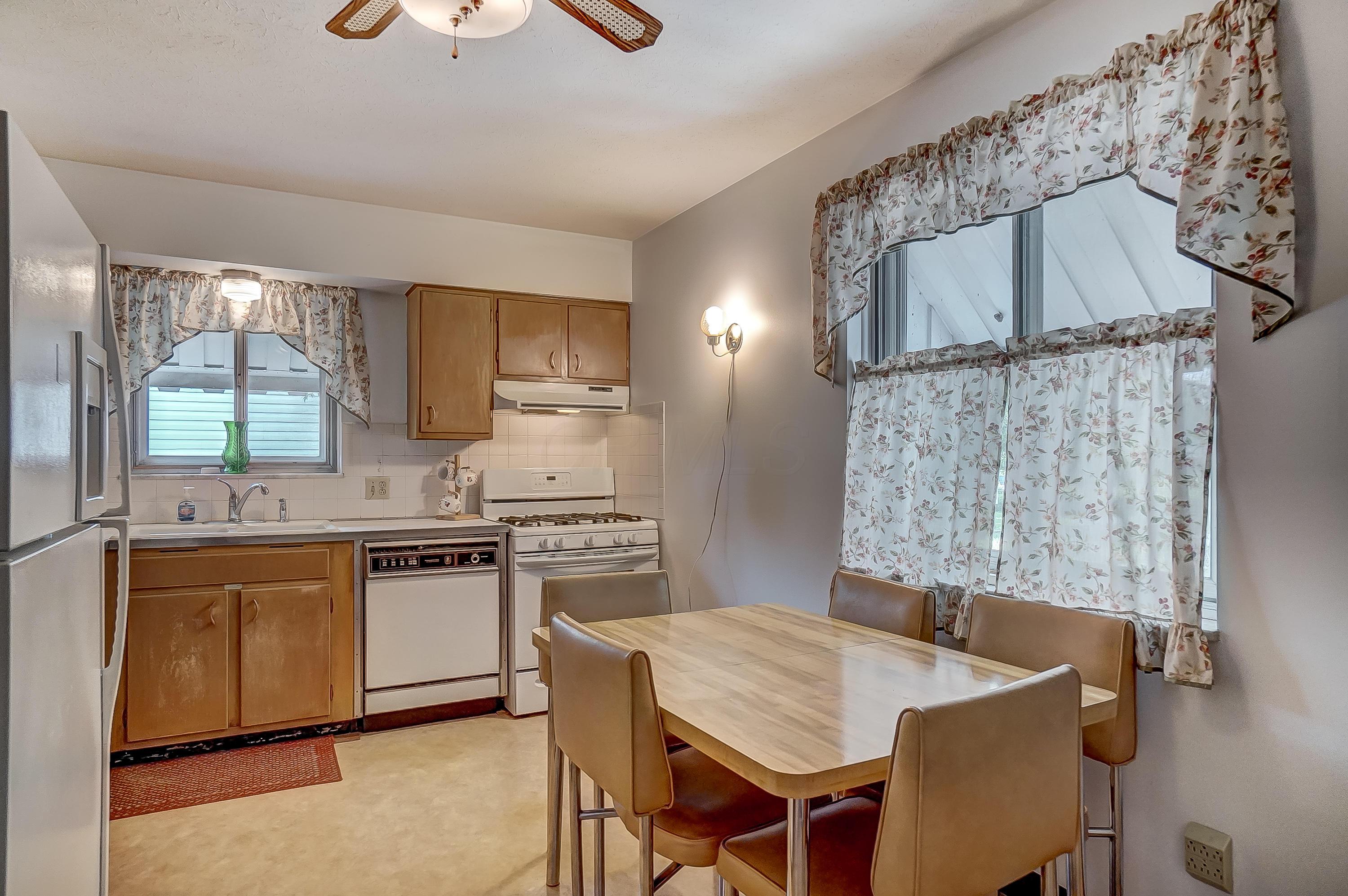1185 Smith Road Columbus, OH 43207 - Photo 9 of 31