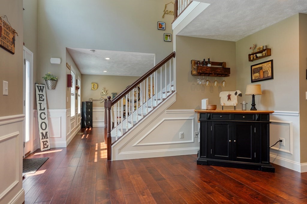38 Spruce Road Westminster, MA 01473 - Photo 6 of 41 Gallery Image 6