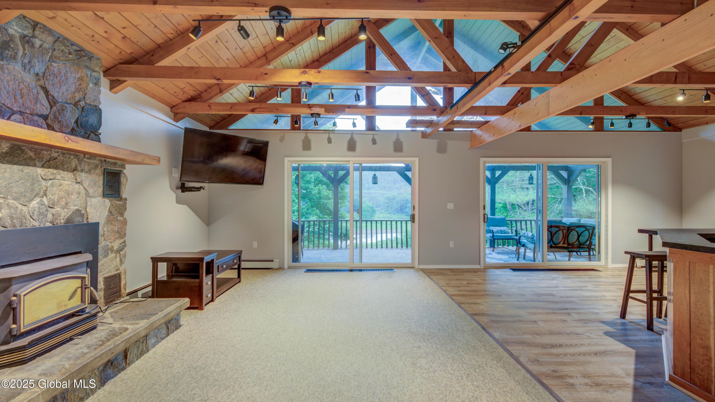 279 River Road Benson, NY 12134 - Photo 6 of 68 279 River Rd-17