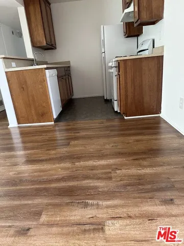 $2,600 | 710 Crenshaw Boulevard, Unit 201, Los Angeles, CA 90005