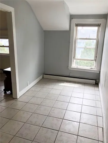 $1,200 | 6 Oak Street, Smithfield, RI 02917