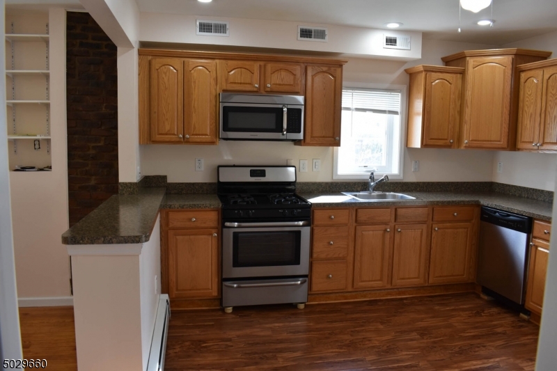 11 Church Street, Unit 2 Raritan, NJ 08869 - Photo 7 of 23