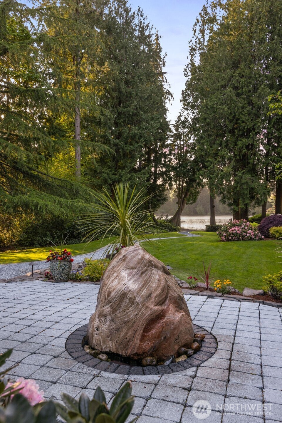 3718 South 334th Street Federal Way, WA 98001 - Photo 27 of 40
