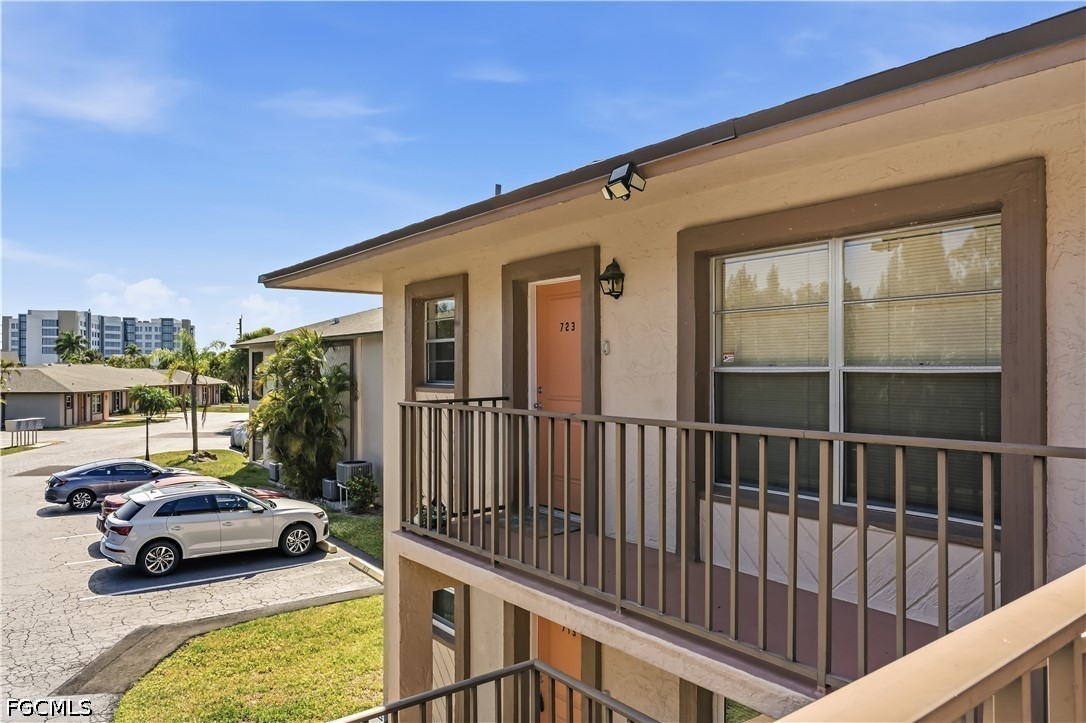 16881 Davis Road, Unit 723 Fort Myers, FL 33908 - Photo 31 of 45