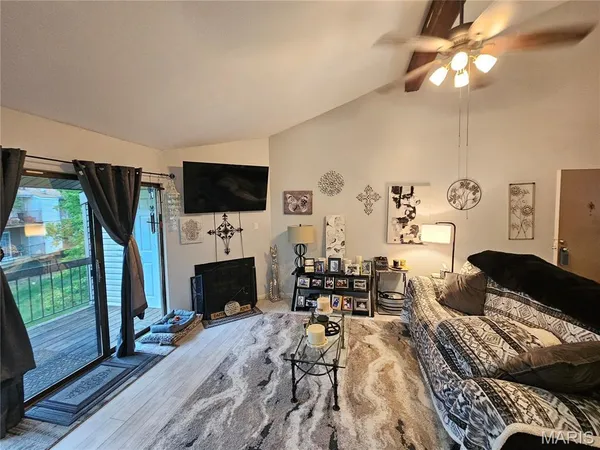 $124,000 | 5271 Cedarstone Court, Unit C, St. Louis, MO 63129