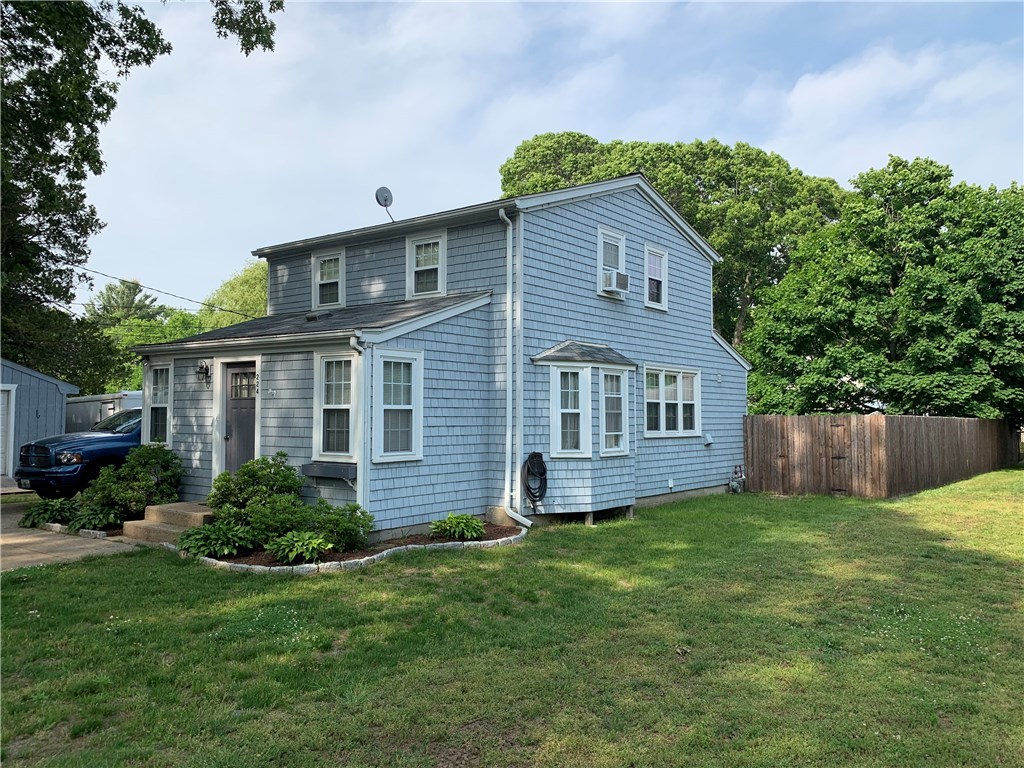 224 Nausauket Road Warwick, RI 02886 - Photo 1 of 18