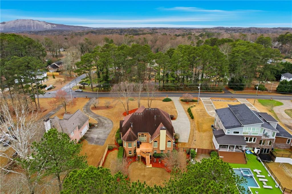 930 Old Tucker Road Stone Mountain, GA 30087 - Photo 8 of 47