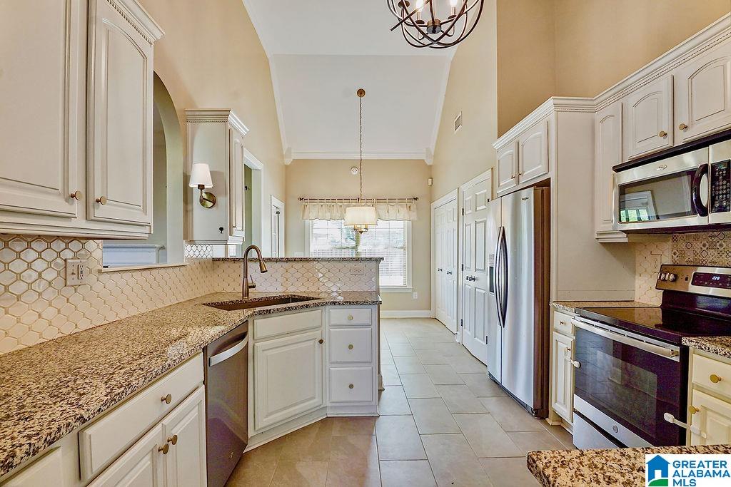 121 Tanglewood Drive Alabaster, AL 35007 - Photo 32 of 48