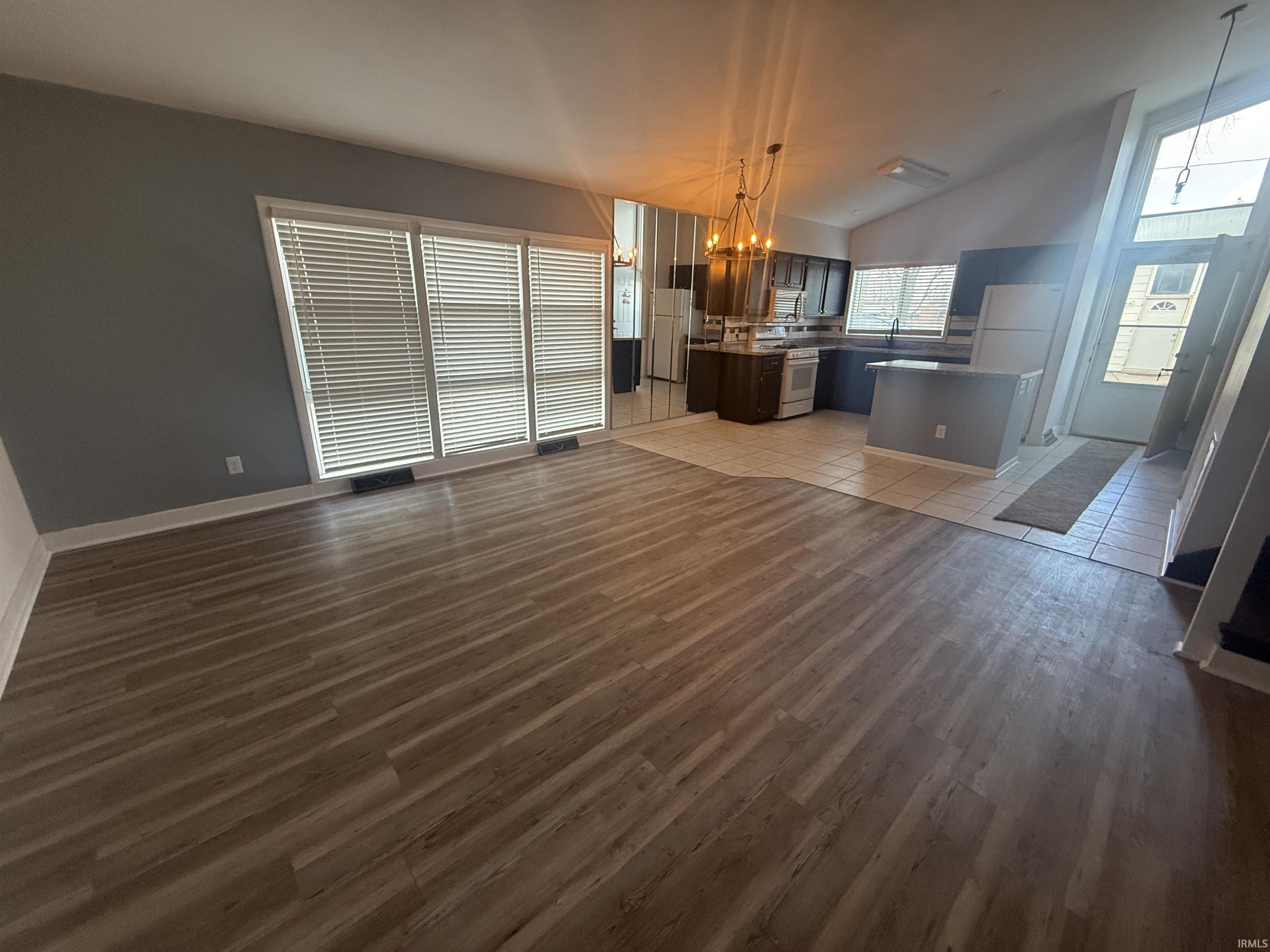 2942 Travis Street Peru, IN 46970 - Photo 2 of 4