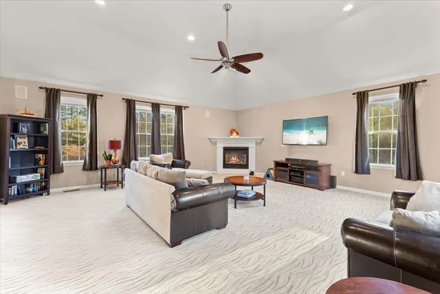 $800,000 | 8 Johnson Drive, Norton, MA 02766