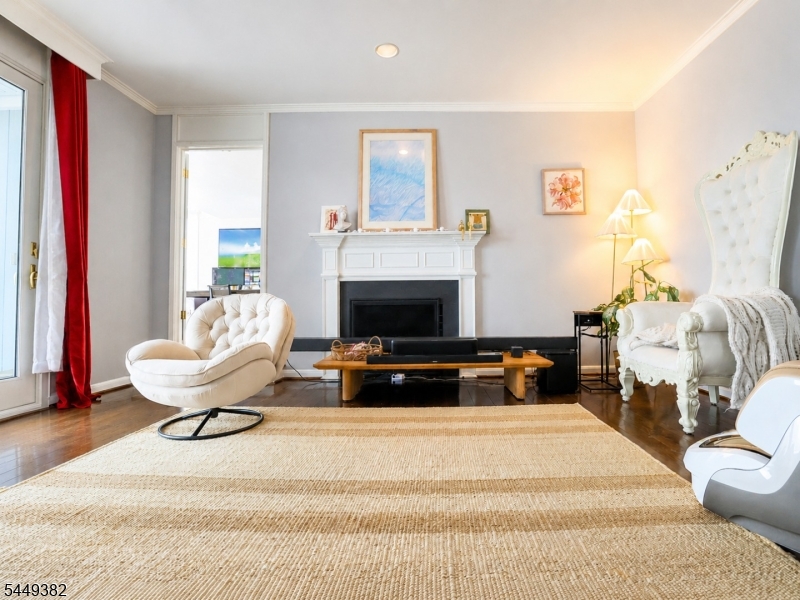 126 Rolling Hill Road Skillman, NJ 08558 - Photo 8 of 50 Gallery Image 8