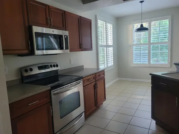 $3,095 | 820 Lantern Way, Unit 101, Clearwater, FL 33765