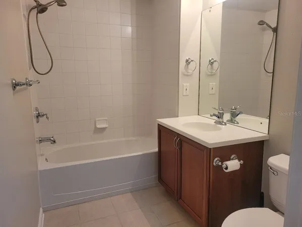 $3,095 | 820 Lantern Way, Unit 101, Clearwater, FL 33765