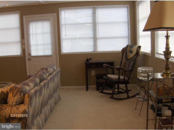 30 Stratford Road Southampton, NJ 08088 - Photo 11 of 22 Family Room