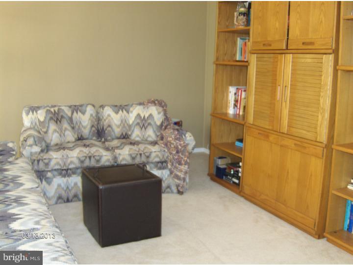 30 Stratford Road Southampton, NJ 08088 - Photo 13 of 22 Family Room
