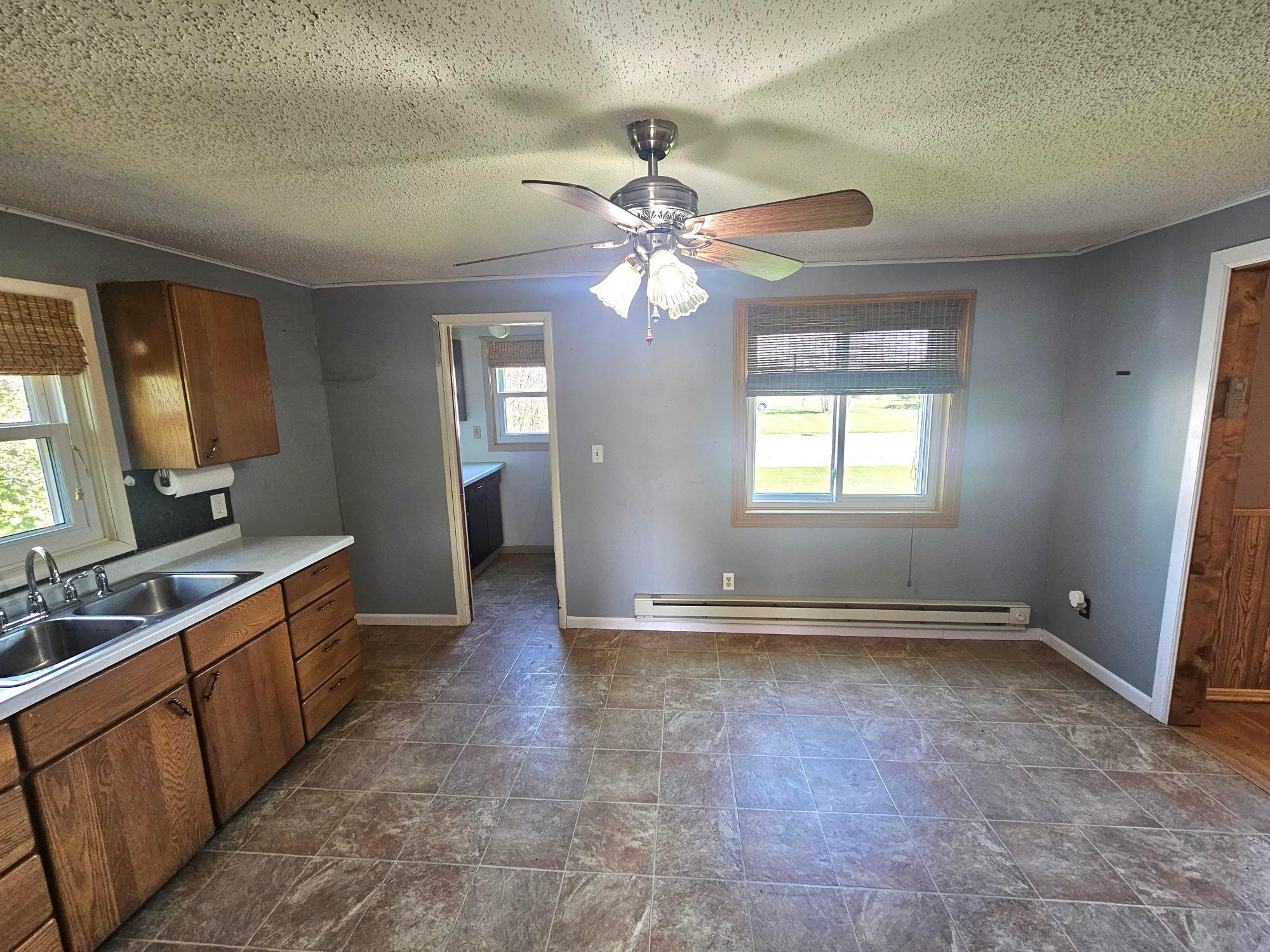 127 State Avenue Warren, MN 56762 - Photo 7 of 25